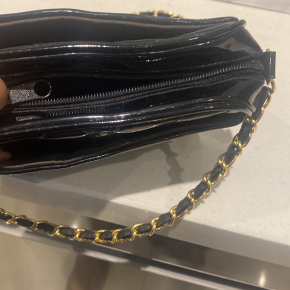 Elegant 2 Black Shoulder Bag - Picture 3 of 12